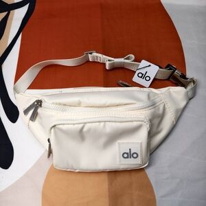 🍒AL​O Yoga crossbody casual multifunctional adjustable armpit nylon bag